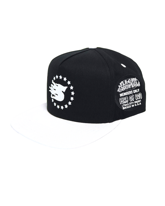 BLACK SNAPBACK